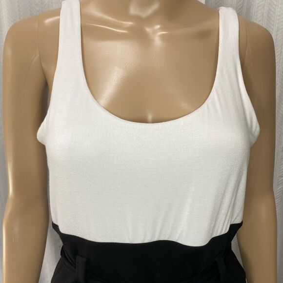 Bailey44 Color-Block Belt Sheath Dress Black White Size Medium - Picture 3 of 9